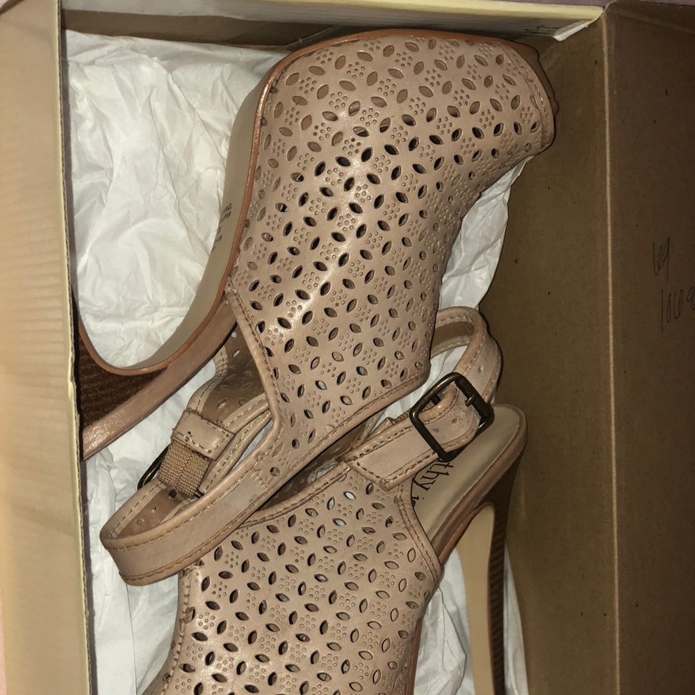 Cathy Jean high heels